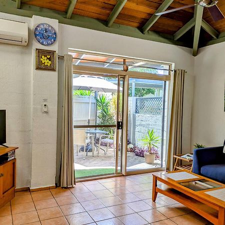 Beachside Cottage - A Private Peaceful Hidden Gem 50M To Beach Nelly Bay Exteriér fotografie